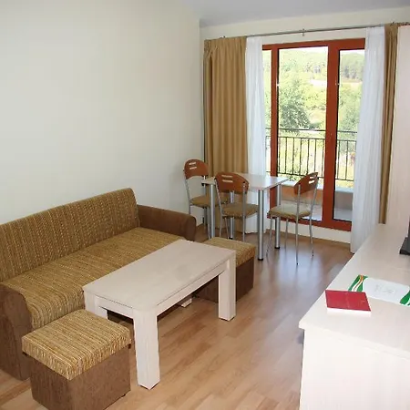 Serena Aparthotel 3*