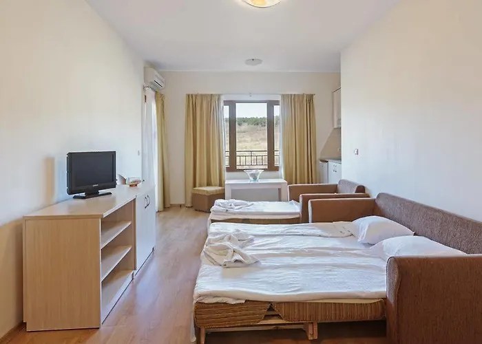 Aparthotel Serena 3*