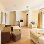Serena Lejlighedshotel 3*