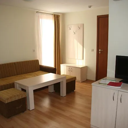 Aparthotel Serena 3*